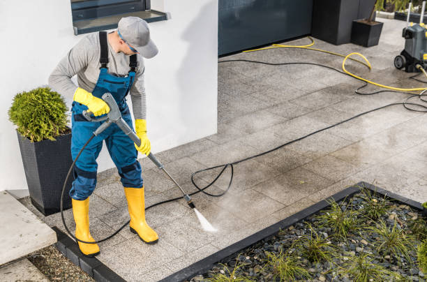 Best Commercial Building Pressure Washing  in Port Edwards, WI
